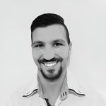 RIAAN-DIRECTOR
